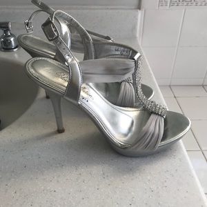 David’s bridal silver heels